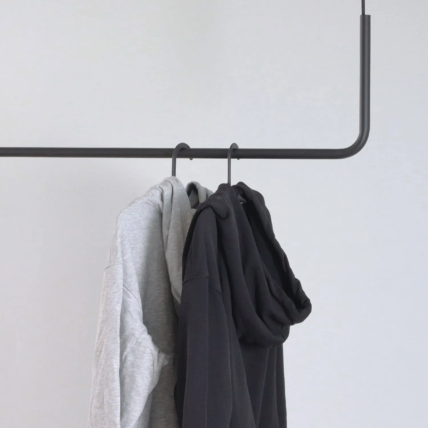 Hanging Clothes Rack Too